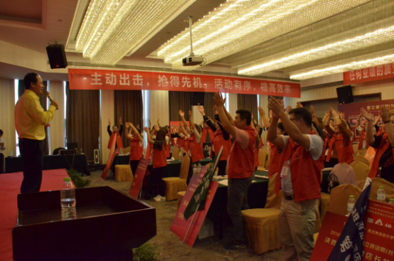 凱立淋浴房:制勝淋浴房市場 需打造強勢終端