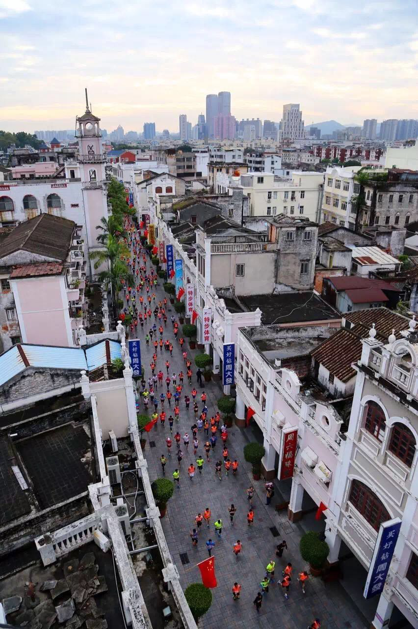 “奔跑吧,凱立!” 凱立跑隊現身玩轉中山馬拉松