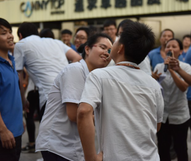 凱立淋浴房:迎中秋慶國慶 暨生日聯歡會圓滿舉辦